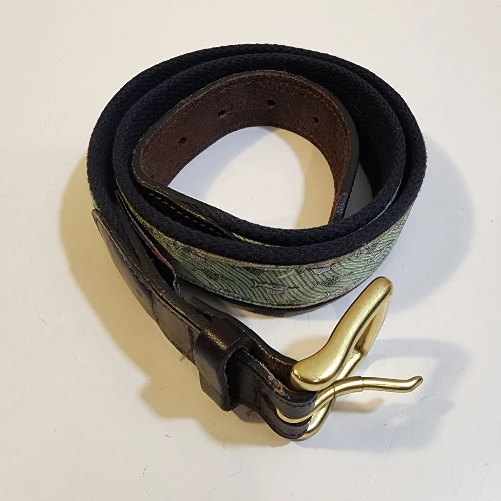 VINEYARD VINES men's belt size 34